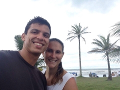 Juntando  Escovas da Gabi & Tiago